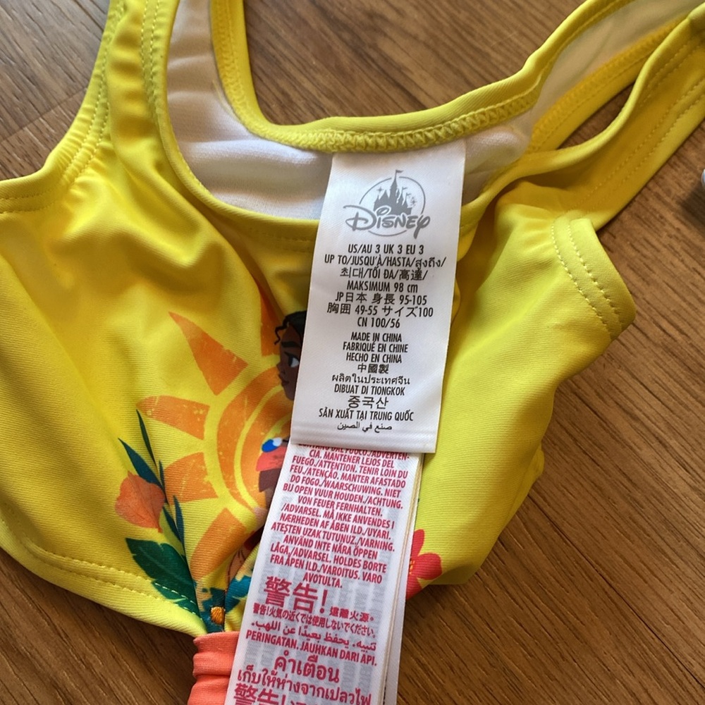 NWT DISNEY MOANA SWIMSUIT - Picture 3 of 3